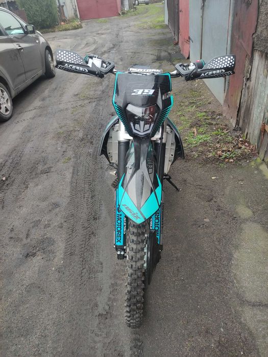 Asix 300 ER RR Xmotos XB39 ( zamienię za CR250)