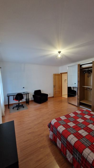 Quarto junto às Faculdades