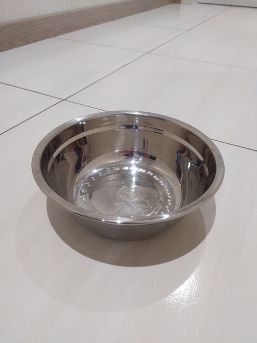 Миска металлическая