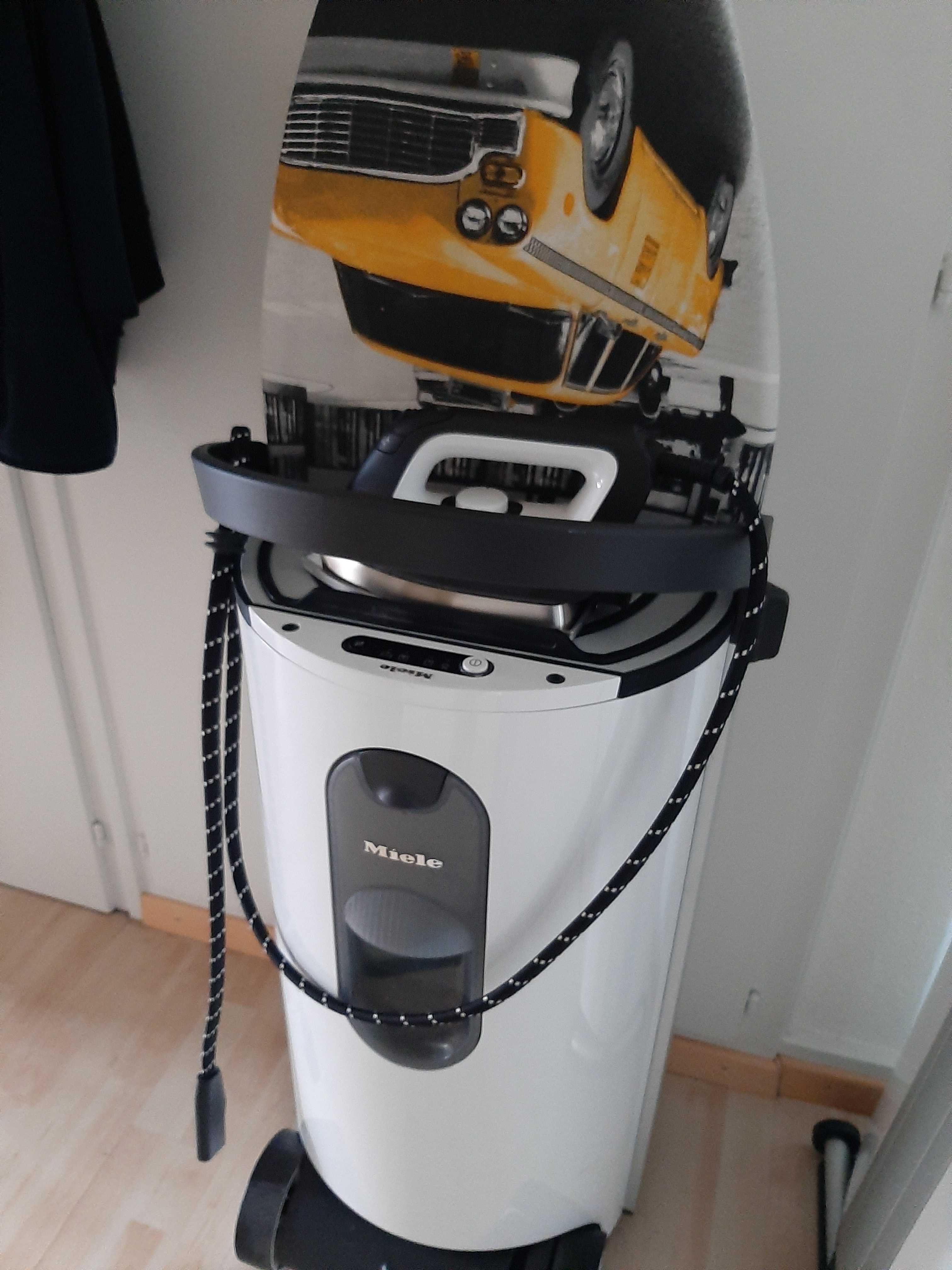 Prasowalnica FashionMaster Miele  Miele B28-26 CH