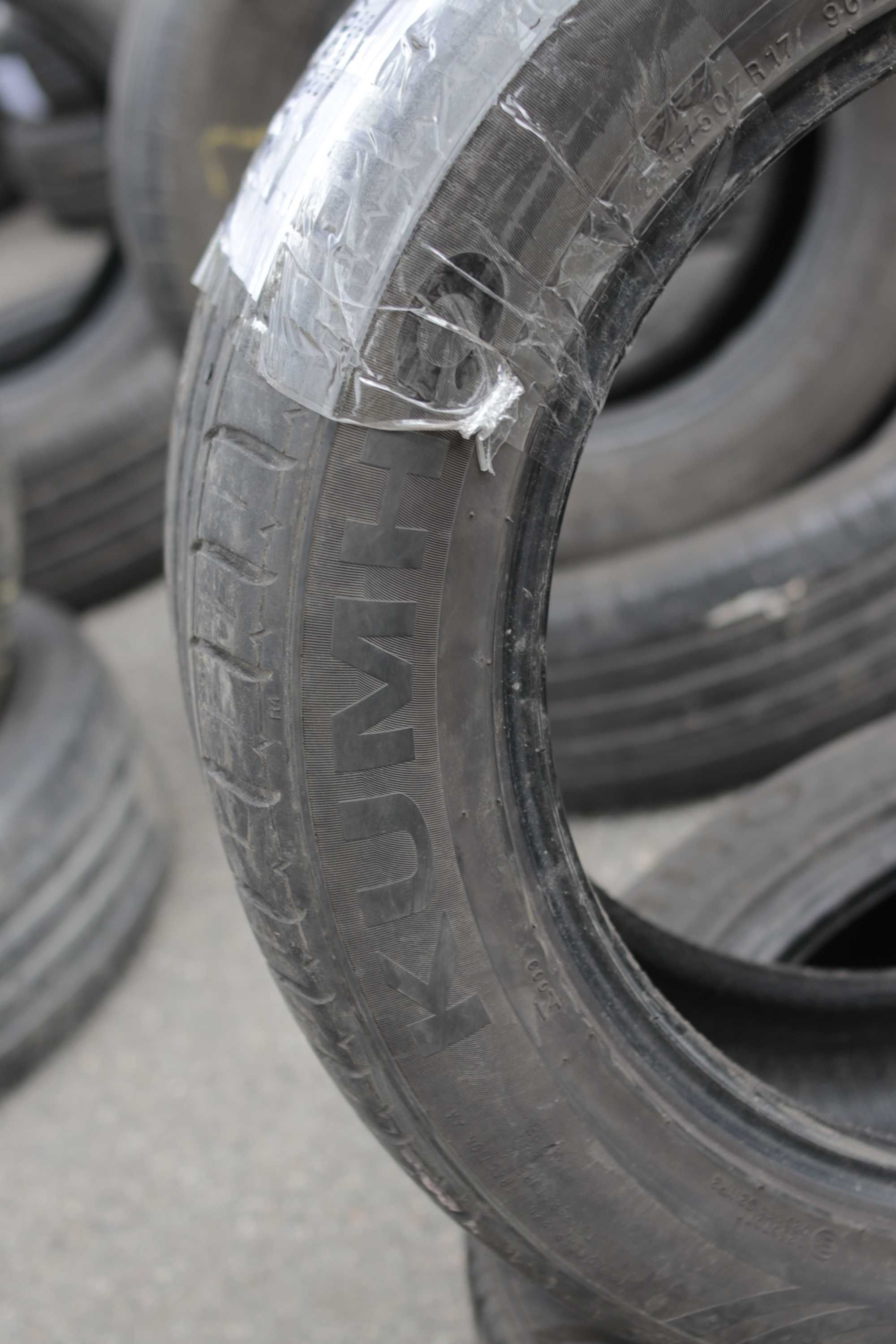 Резина Kumho Estrela 235/50/R17 Лето Пара