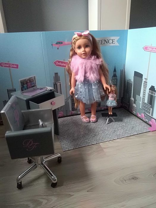 Komplet zabawek z lalkami Designa Friend