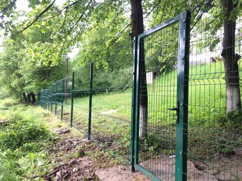 Сітка для огородження: секції, рабиця, та інше.