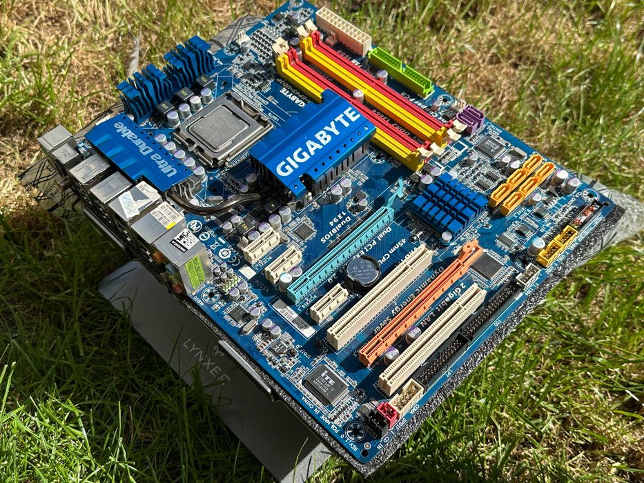 Gigabyte GA-EP45-UD3P 1.0 Legenda Overclockingu Crossfire P45 LGA 775
