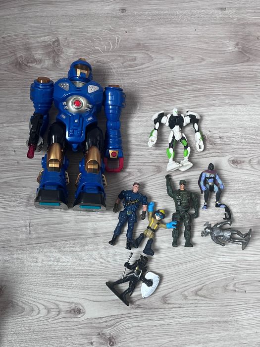 Zestaw robotów dla chłopca