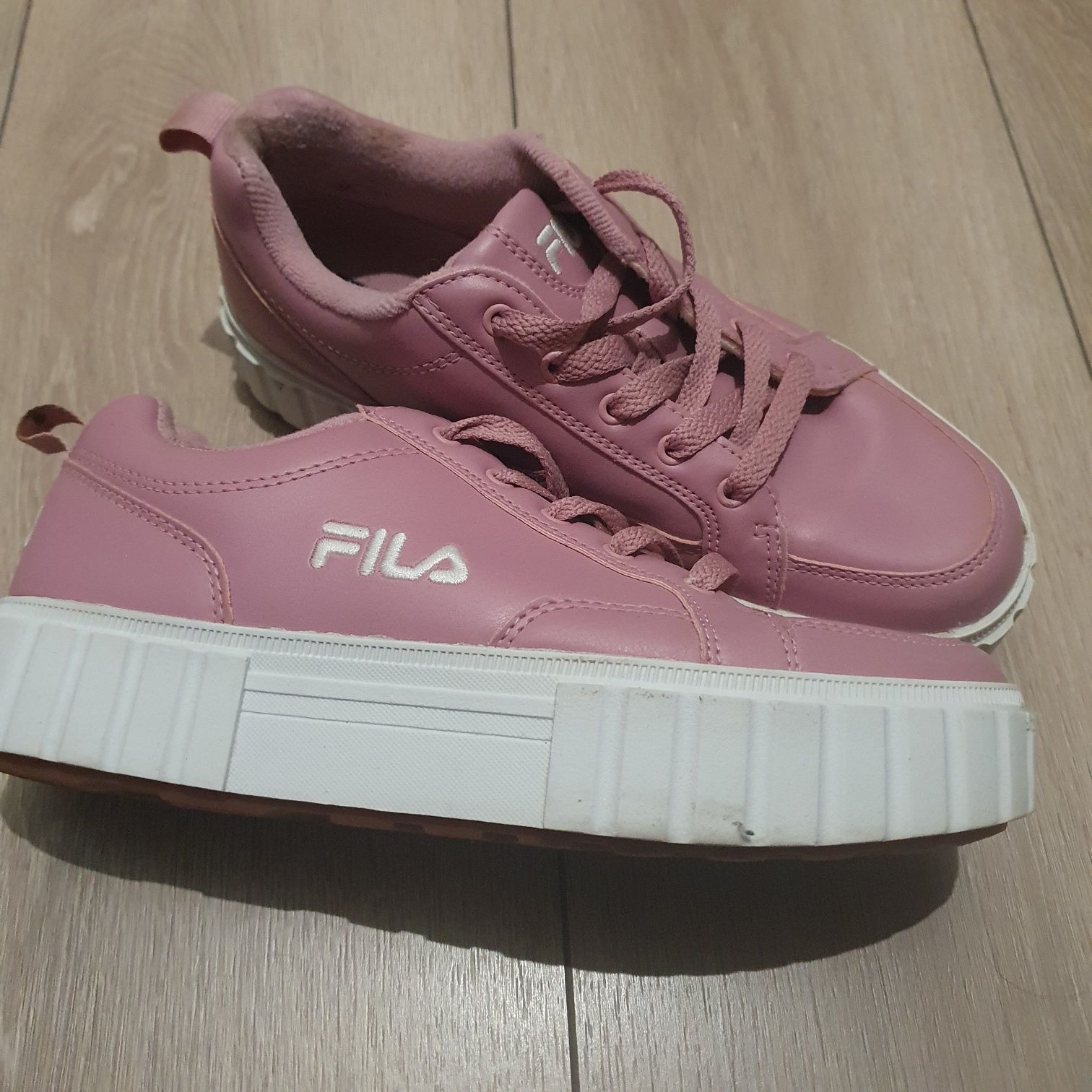 Buty Fila roz 37