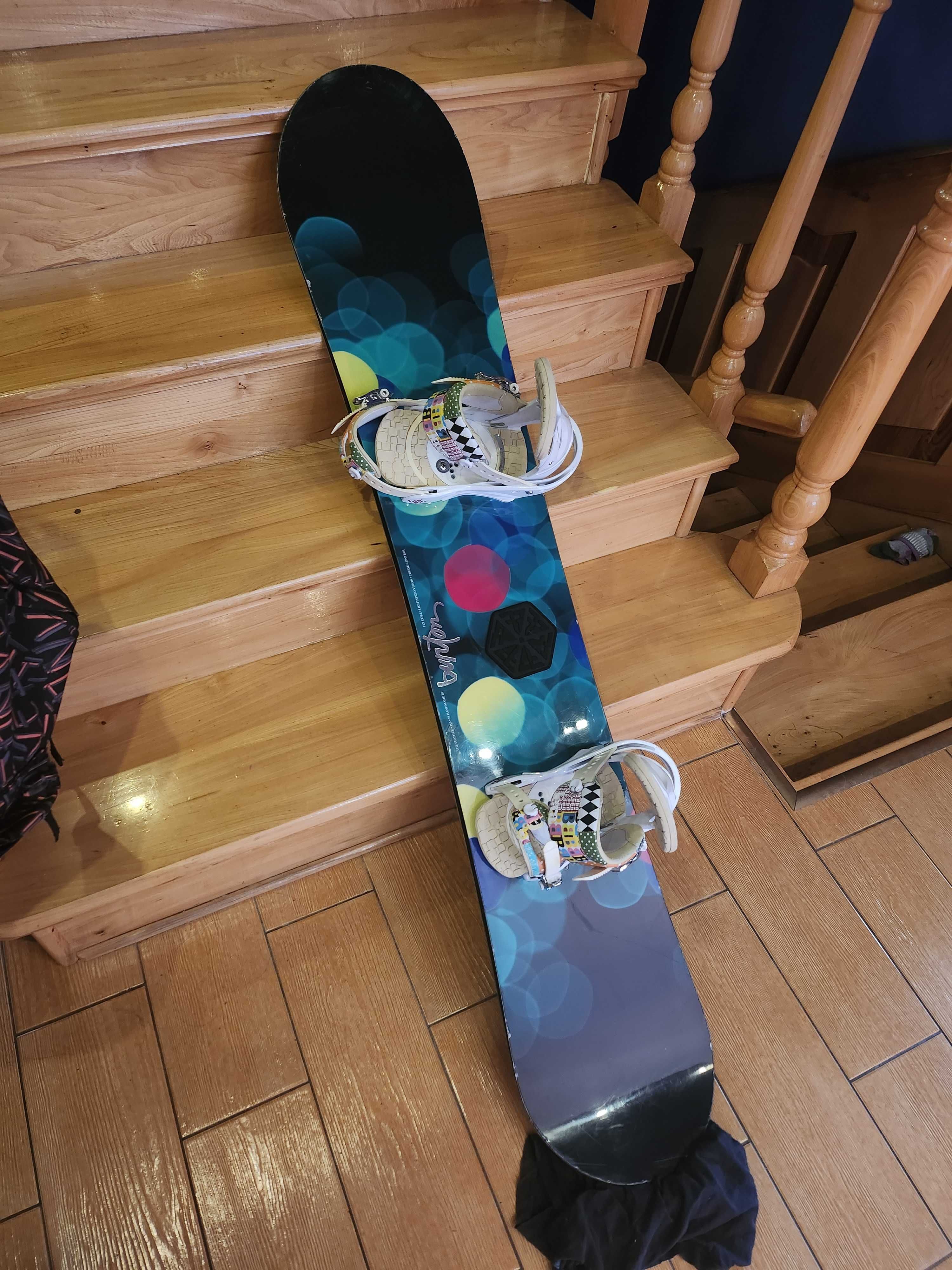 Deska snowboard Burton feather 153 i wiązania Burton Lexa r. S