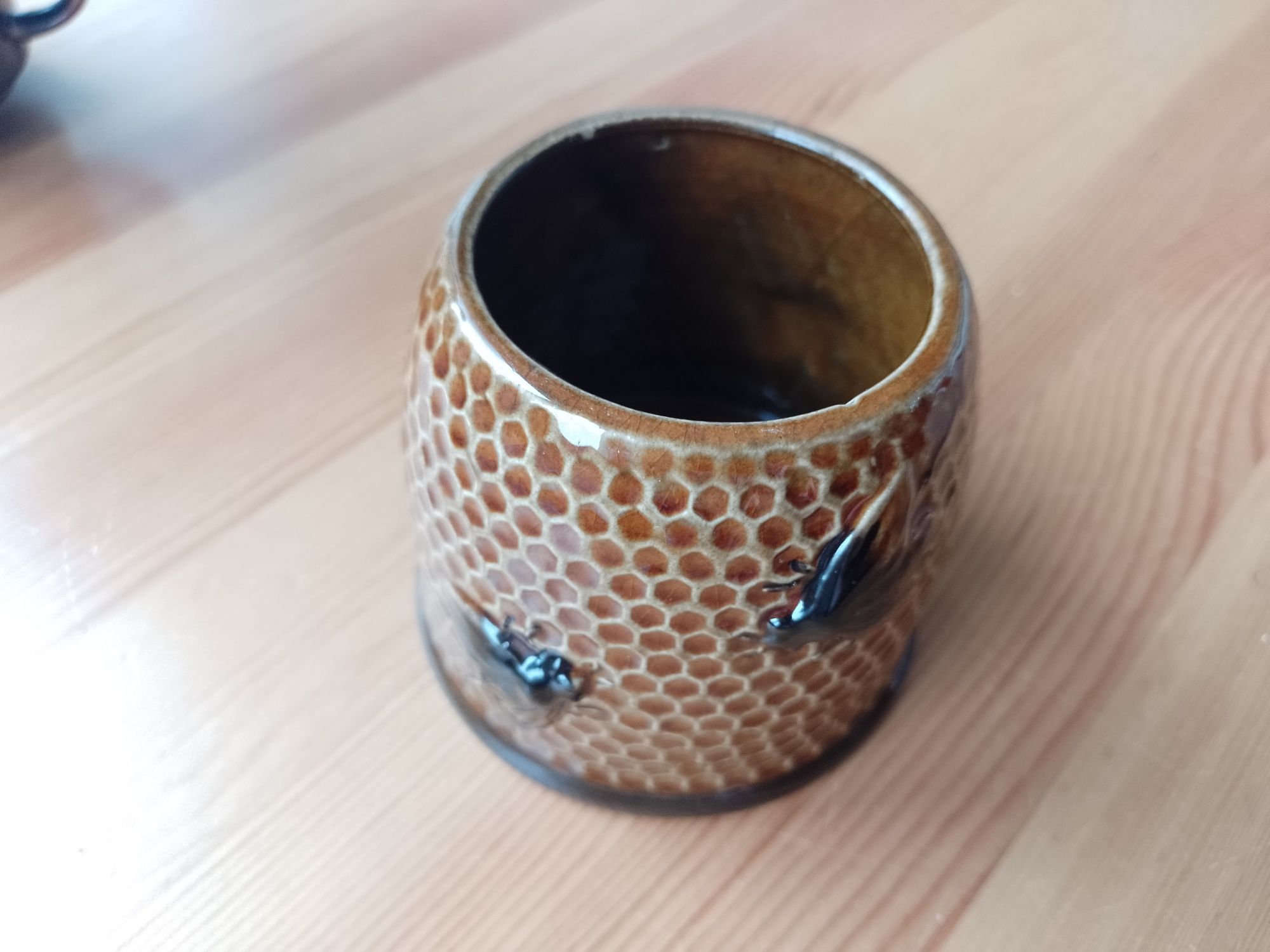 Ceramiczny pojemnik na miód pszczoły plaster miodu