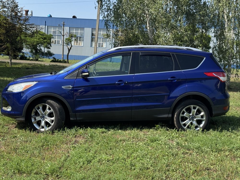 Ford Escape 2.0 EcoBoost SEL • Повний привід • Панорама • Шкіра • Syng