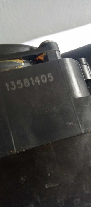 Opel Insignia A Zamek Klapy Bagażnika 135.814.05 Zamek Klapy Insignia