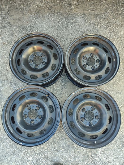 Komplet felg stalowych do BMW 16 cali 6.5J 5x120 ET33 osadzenie 72.5