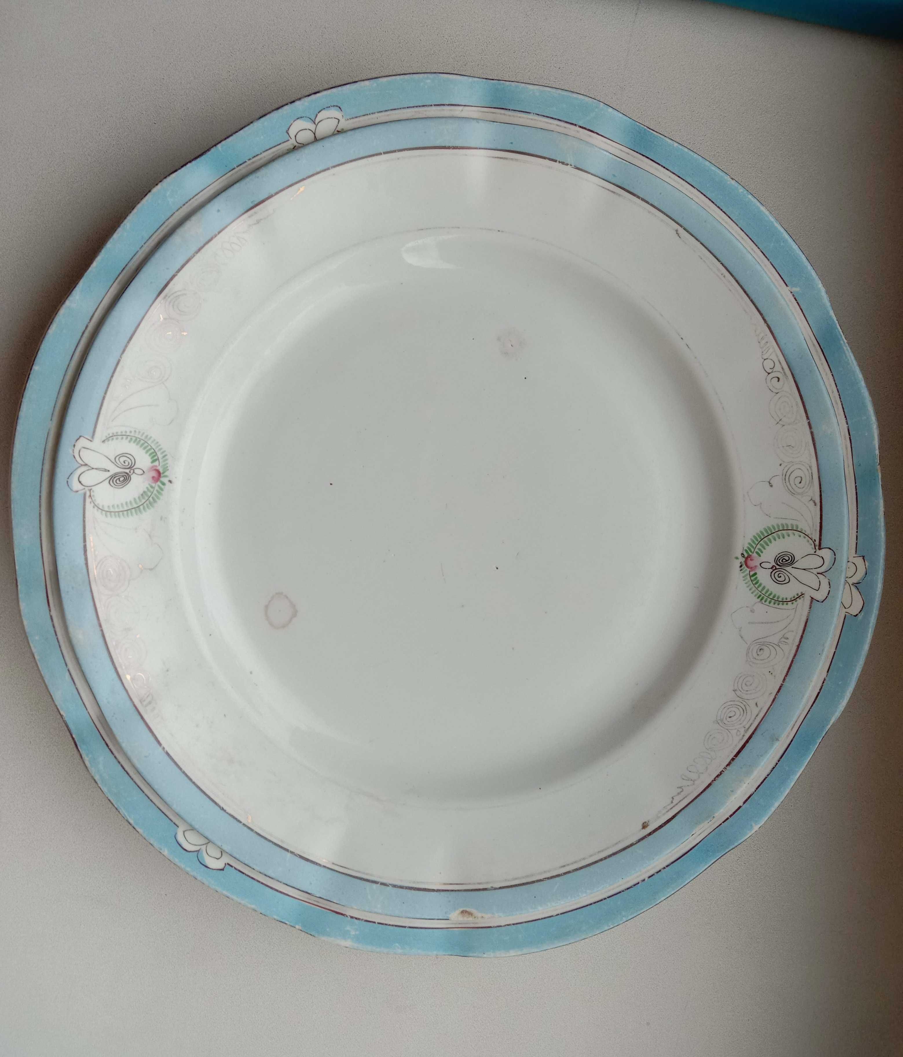 Старинные тарелки 2шт. Клеймо «Т–ва М. С. Кузнецова въ Будахъ» 1894 г.