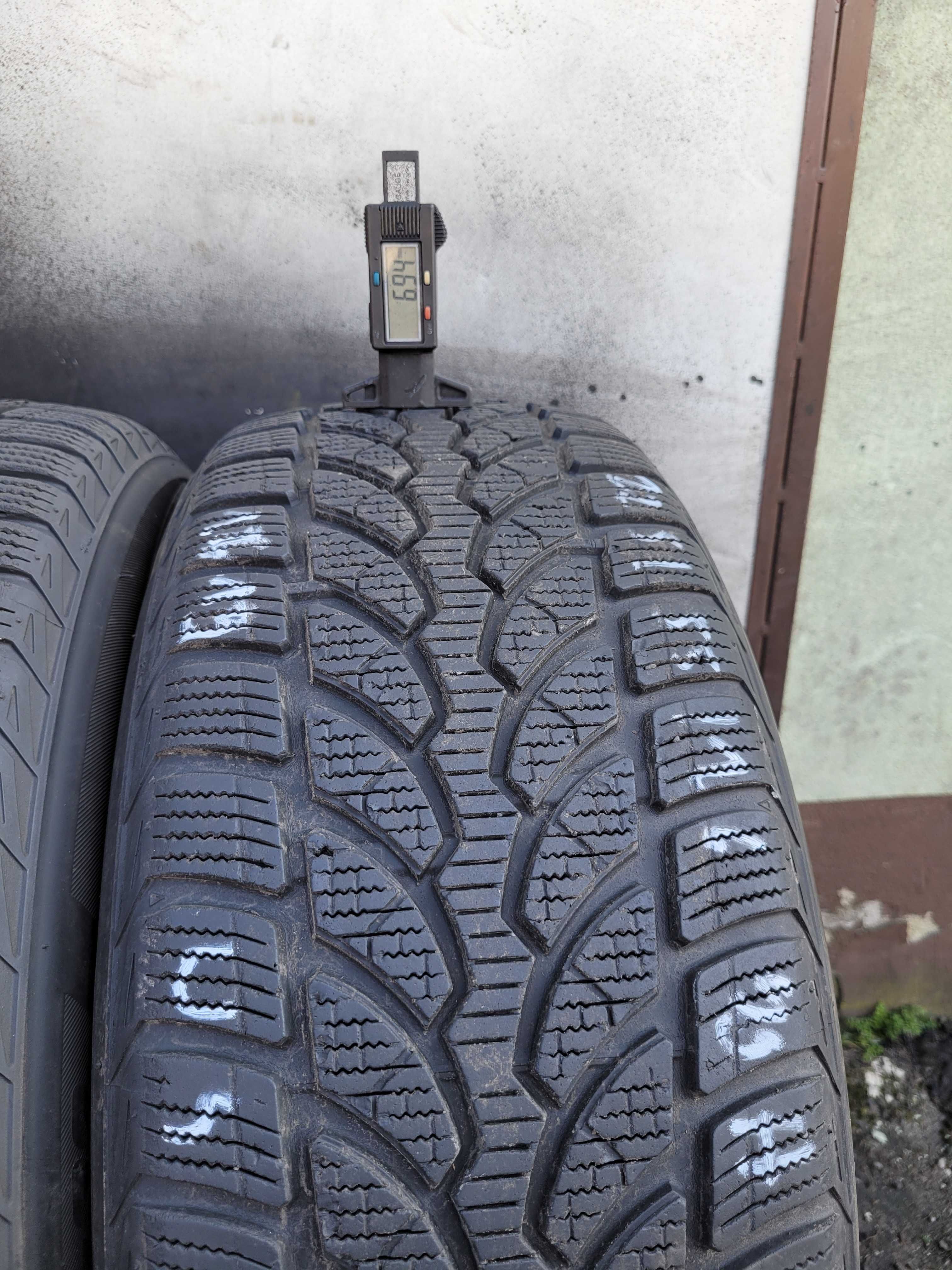 225/55/16 Bridgestone Blizzak LM-32  7mm 2szt