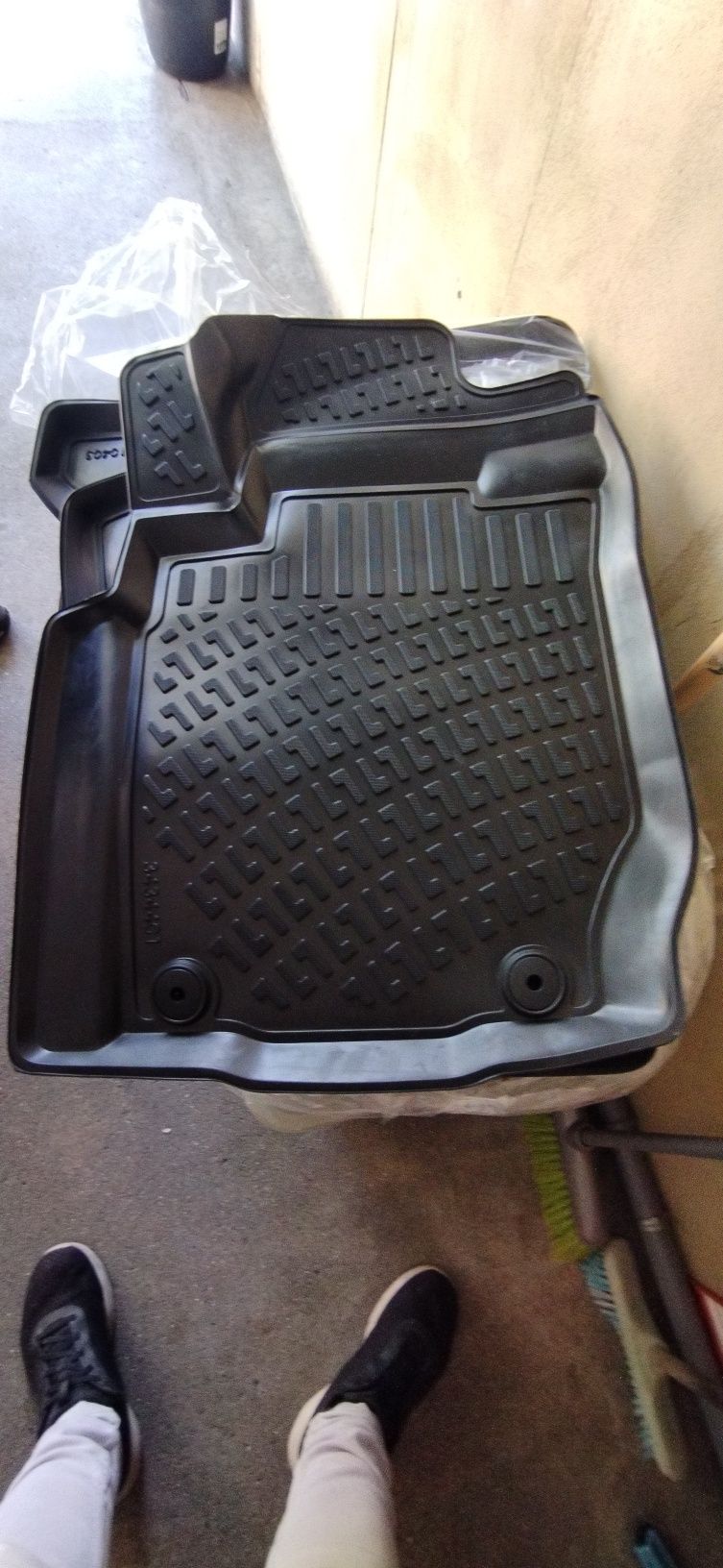 Tapetes de borracha Mitsubishi L200