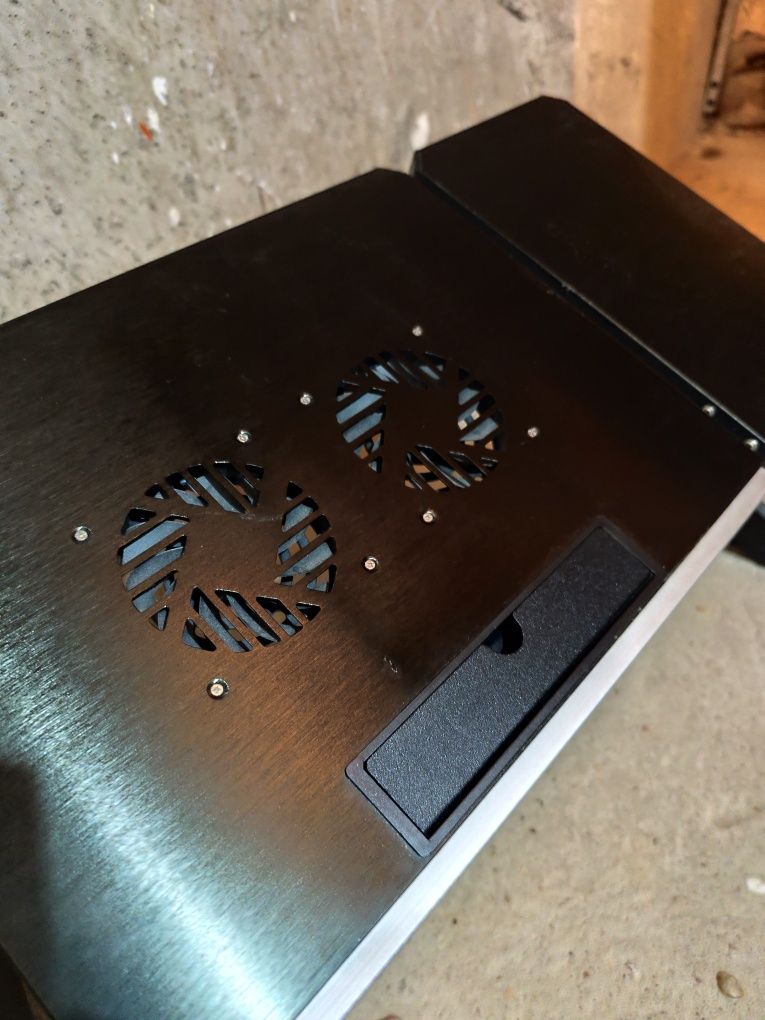 Podstawka pod laptop wentylator