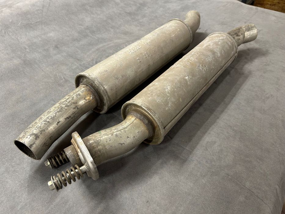 Tłumik środkowy Dodge Challenger `v8 5,7l wydech