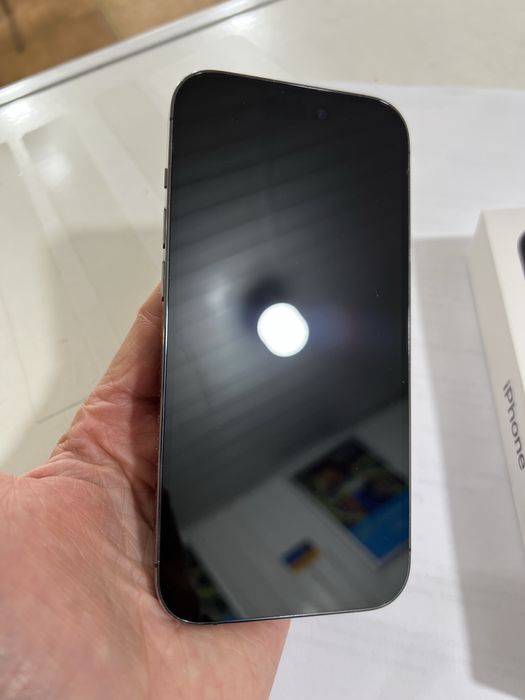 Iphone 14 pro 256 GB. Neverlock , С коробкой. Установлен новыйАкб 100%