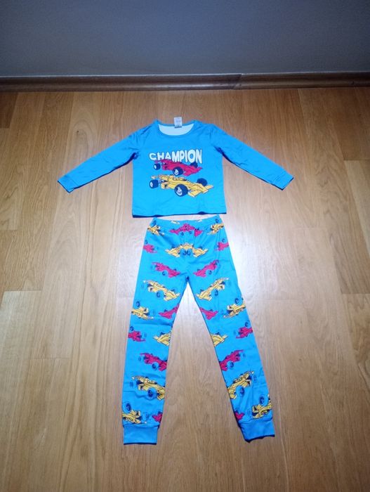Nowa Piżama dla chłopca 130
