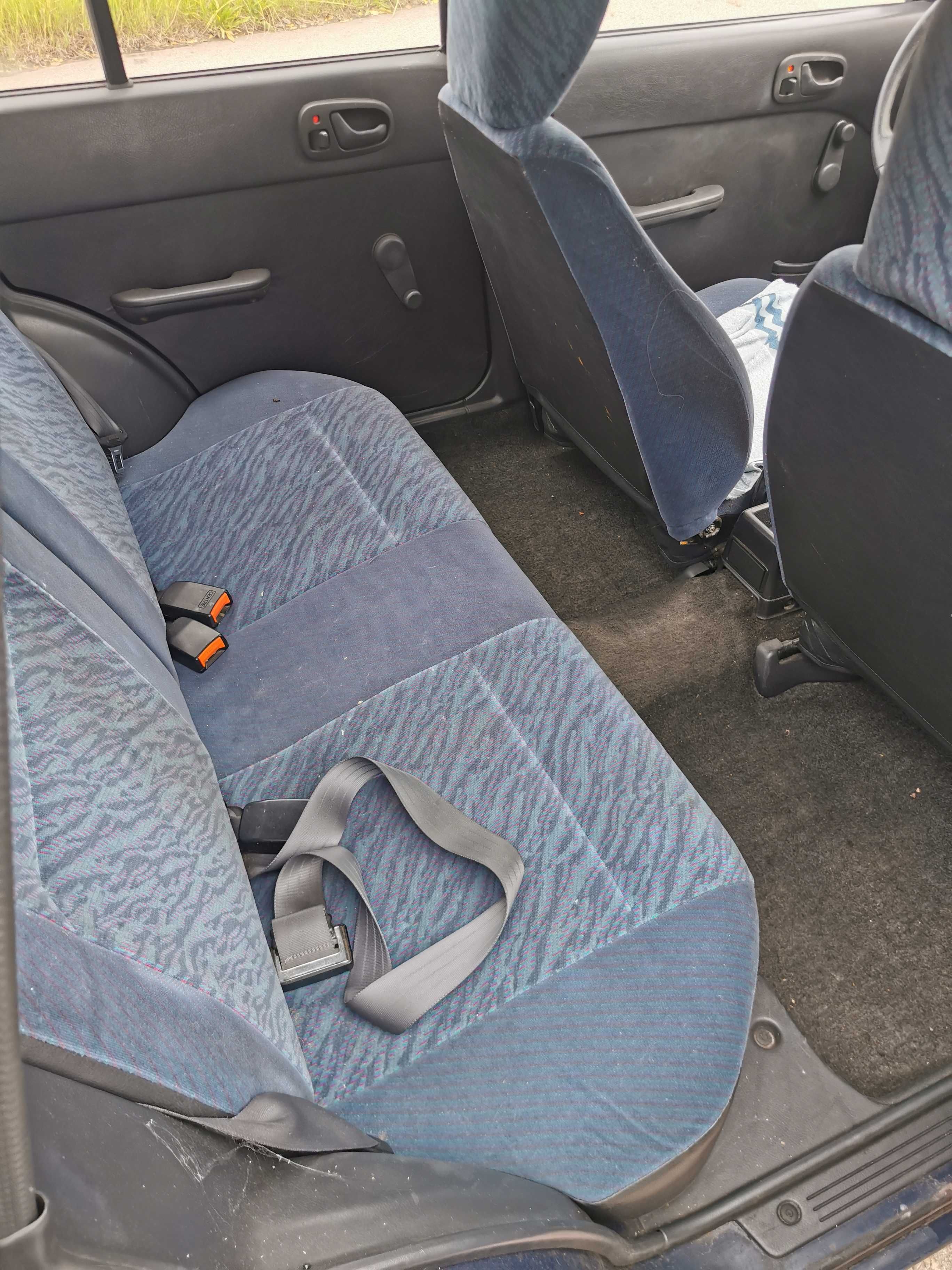 sprzedam suzuki swift 1,0 benzyna