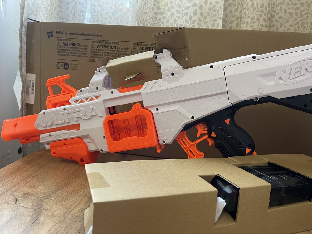 Моторизированный бластер Нерф Ультра Селект Nerf Ultra Select Fully