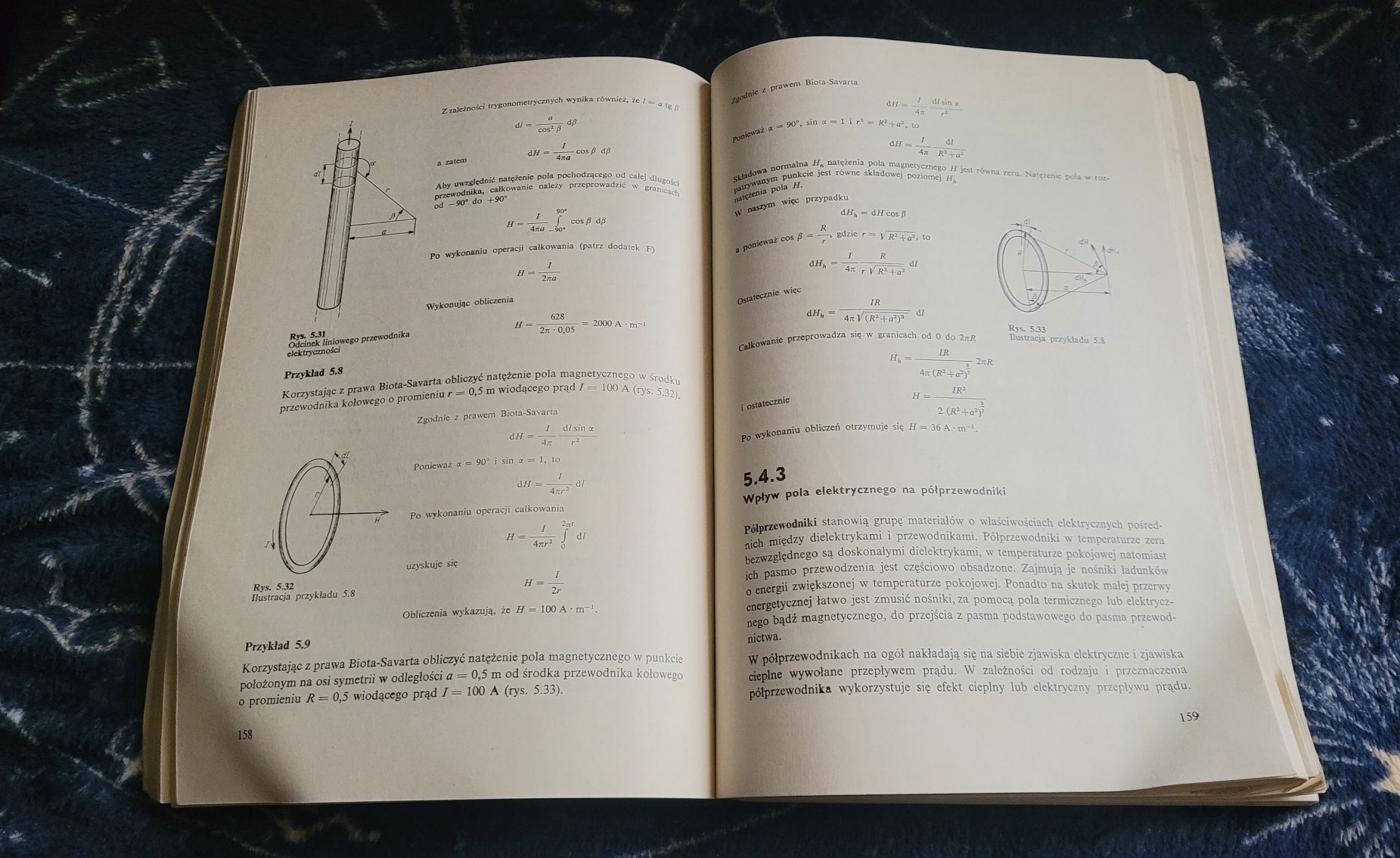 Fizyczne Podstawy Elektrotechniki - Marek Pilawski