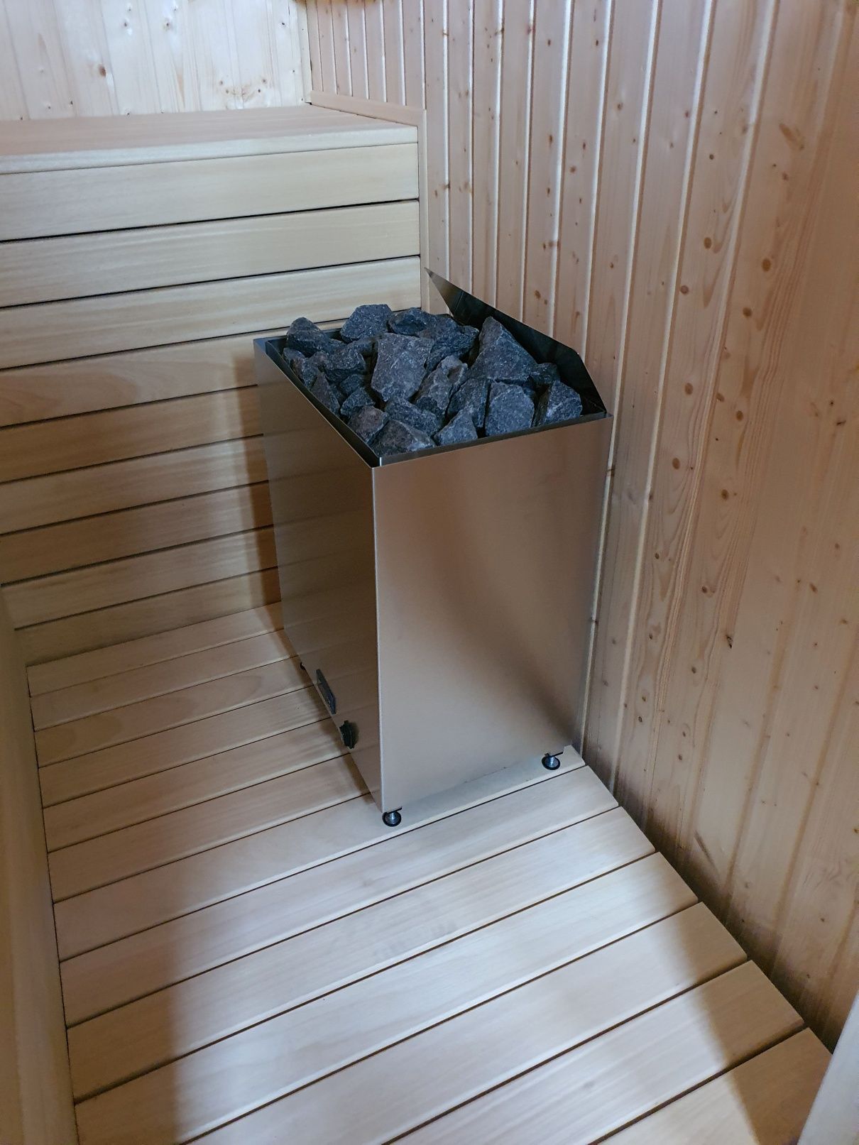 Piecyk do sauny 9kW grzałki Harvia