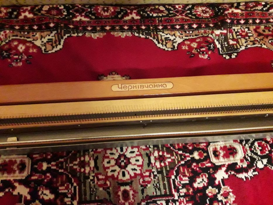 Чернівчанка вязальна машинка