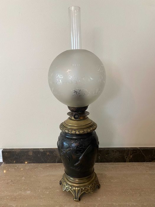Lampa naftowa Francja Brąz w. Cudo.