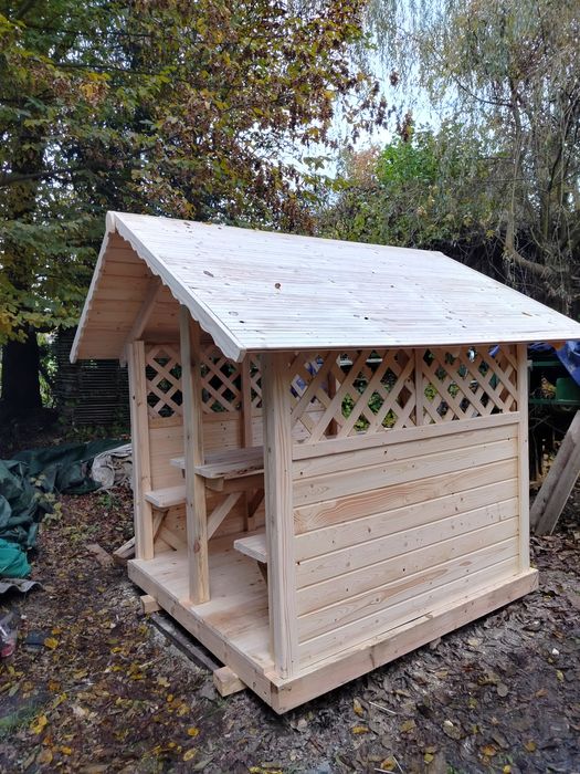 Altana szałas meble ogrodowe