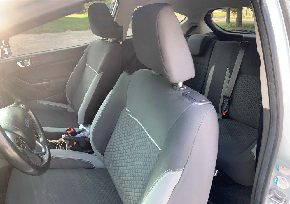 Ford Fiesta 2015 рік, дізель