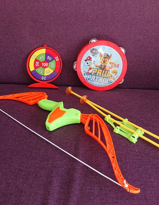 Игрушки для мальчика бубен лук