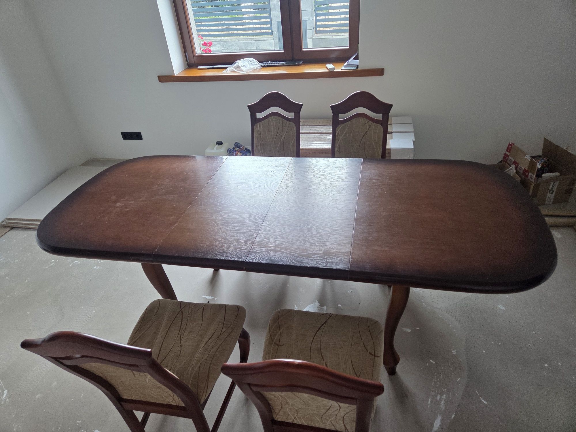 Stół drewniany rozkladany 140/220x90 wraz z krzesłami