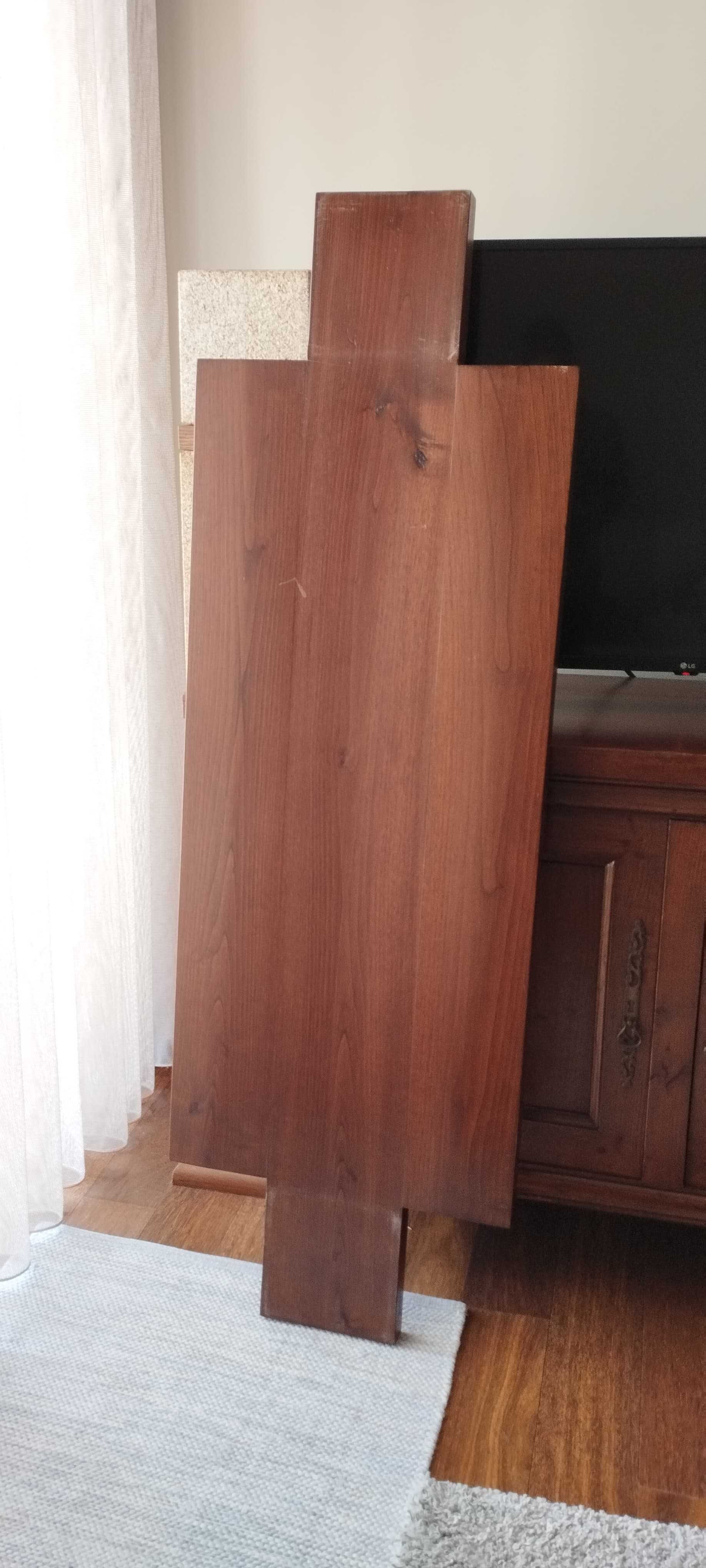 Tampo / Tábua de madeira em castanho maciço