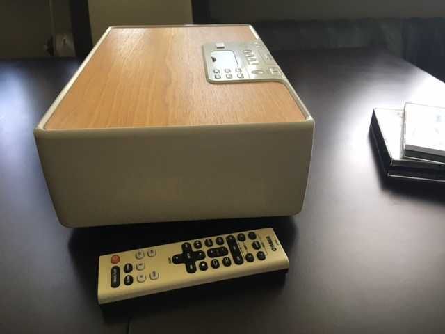 Radio Yamaha TSX-B232 z pilotem