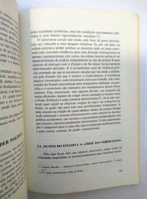 Elementos de Ciência Politica, de António de Sousa Lara