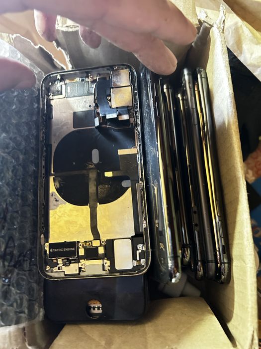 Запчастини до Iphone