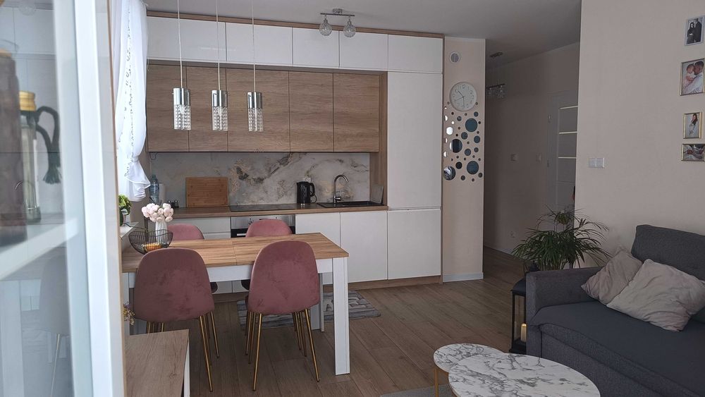 REZERWACJA!!! Sprzedam piękne przytulne mieszkanie 48,5 w Komornikach