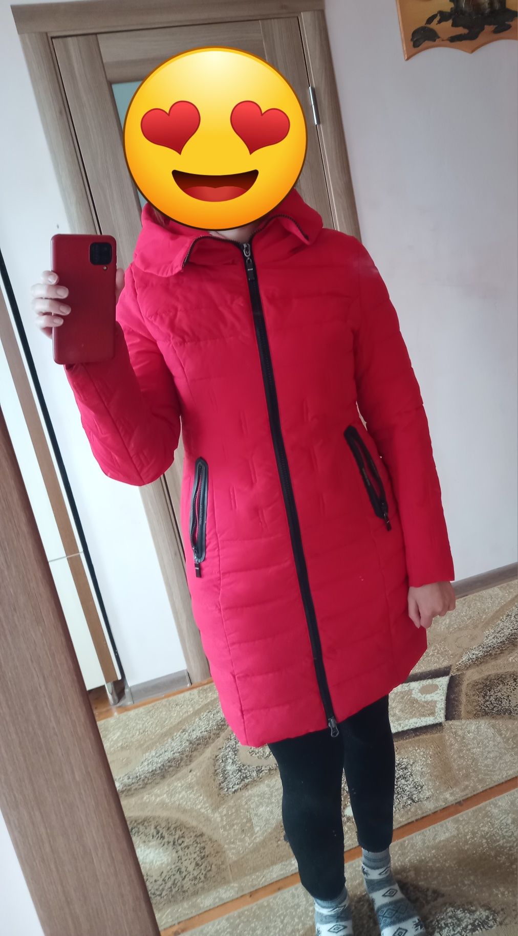 Куртка жіноча червона зимова