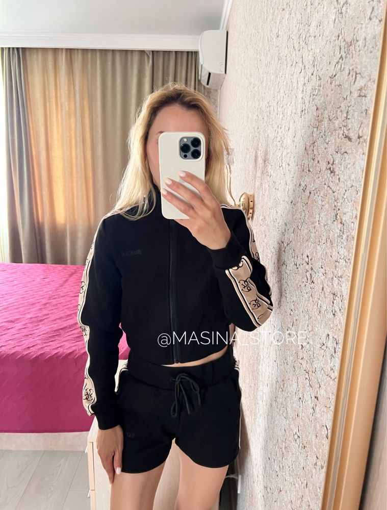 Нова кофта світшот Guess Гесс вкорочена чорна XS оригінал