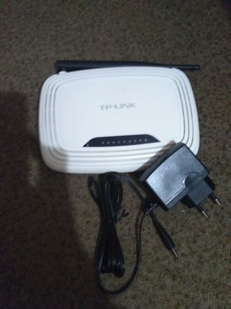 Роутер TP Link WR740N