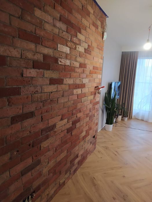 Usługi koparko-ładowarką, Układanie kostki brukowej, Usługi remontowe