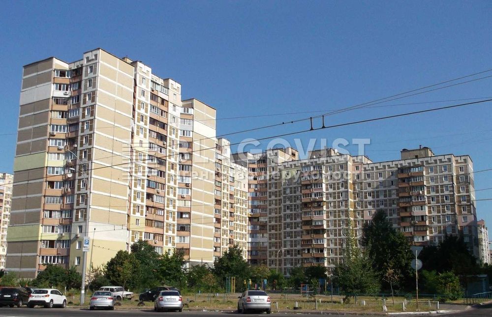 Продаємо затишну 3кім.квартиру в Деснянському р-ні Марини Цвєтаєвої 12