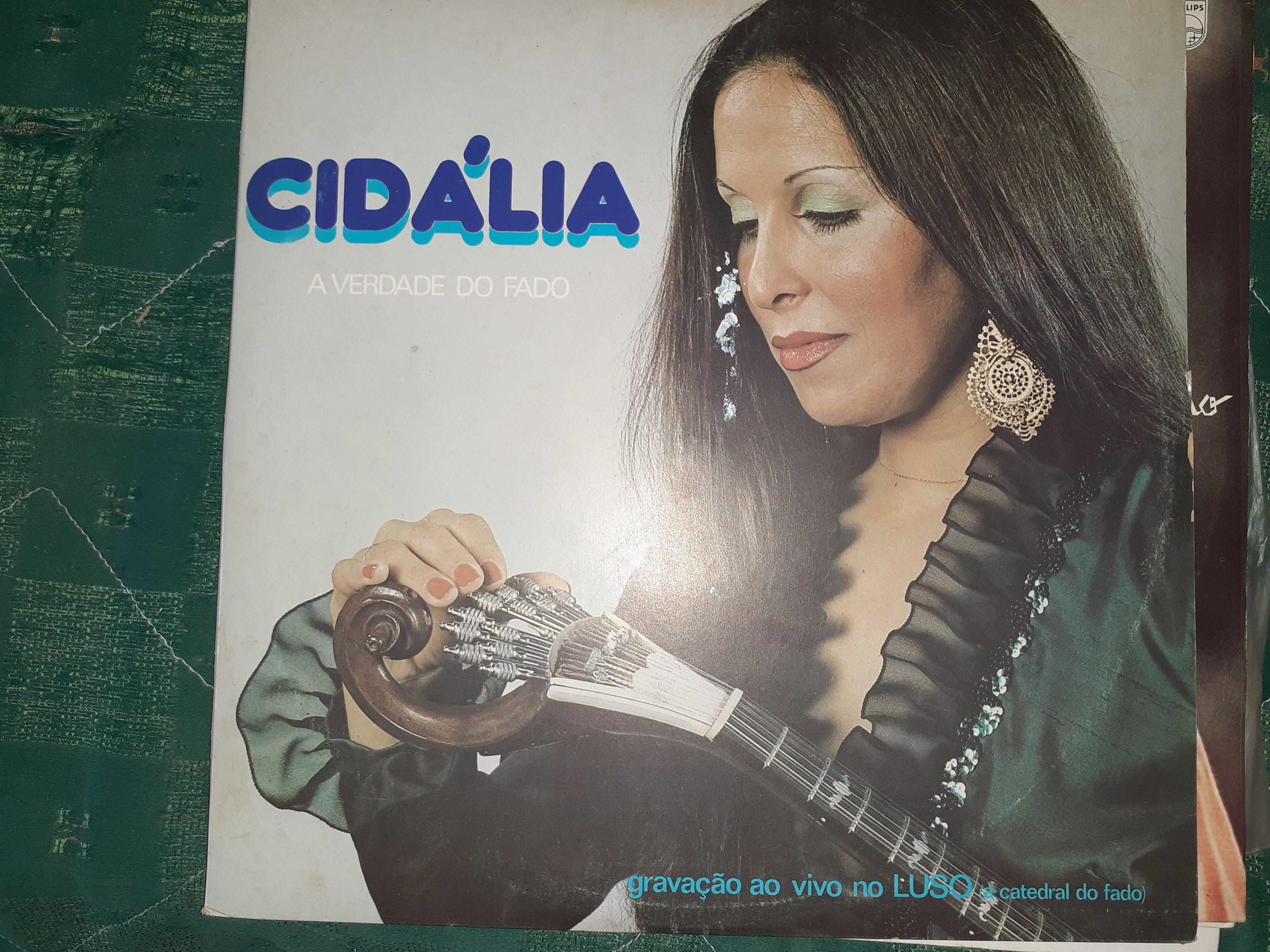 Discos de vinil em bom estado