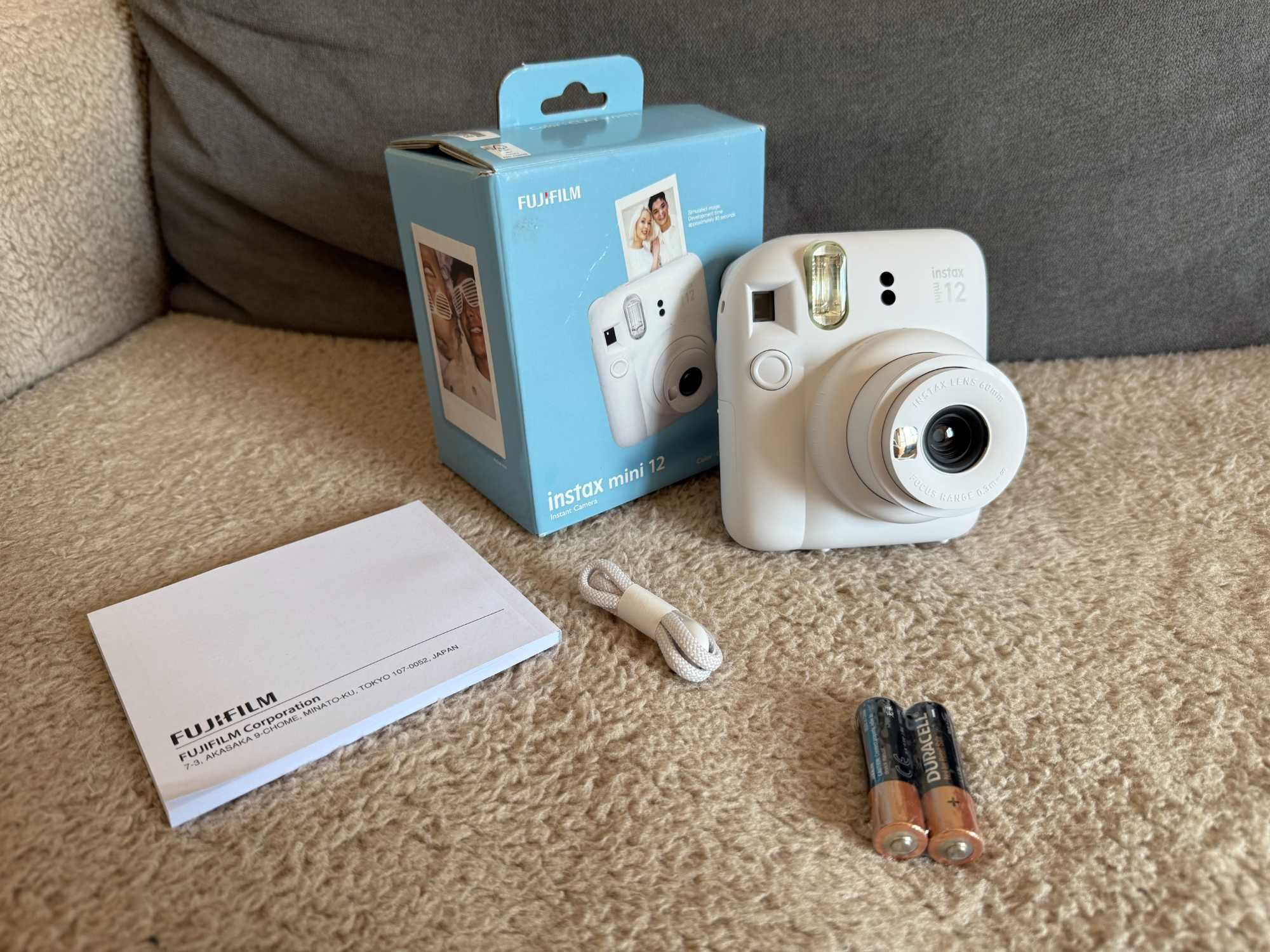 Fujifilm Instax Mini 12 - Branca (Nova)