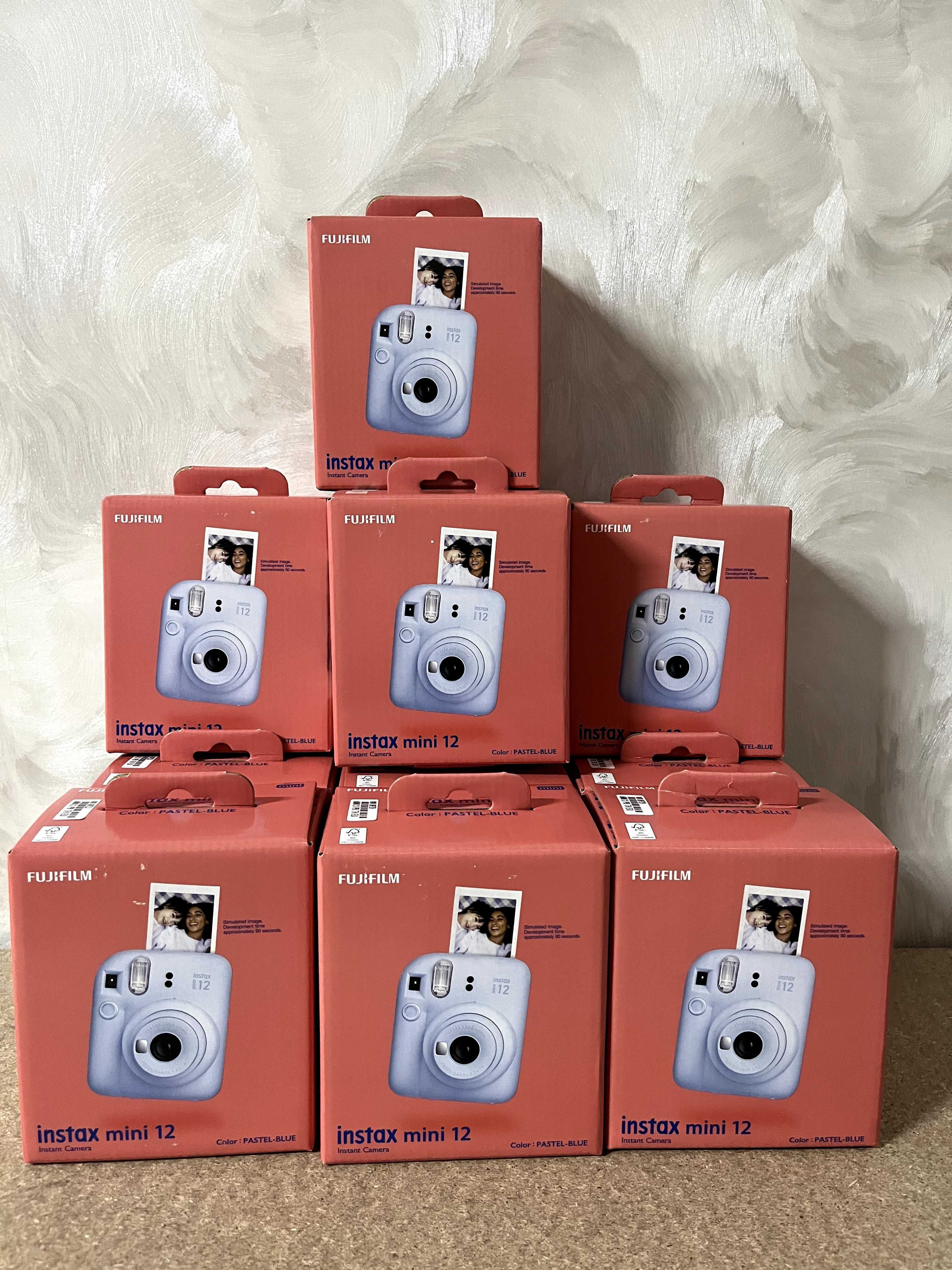 Фотокамера миттєвого друку Fujifilm Instax Mini 12 Pastel Blue Нові!