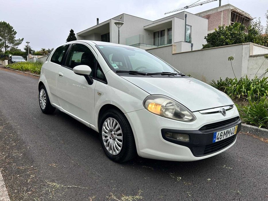 Fiat Punto Evo 1.3 Multijet (5 lugares )