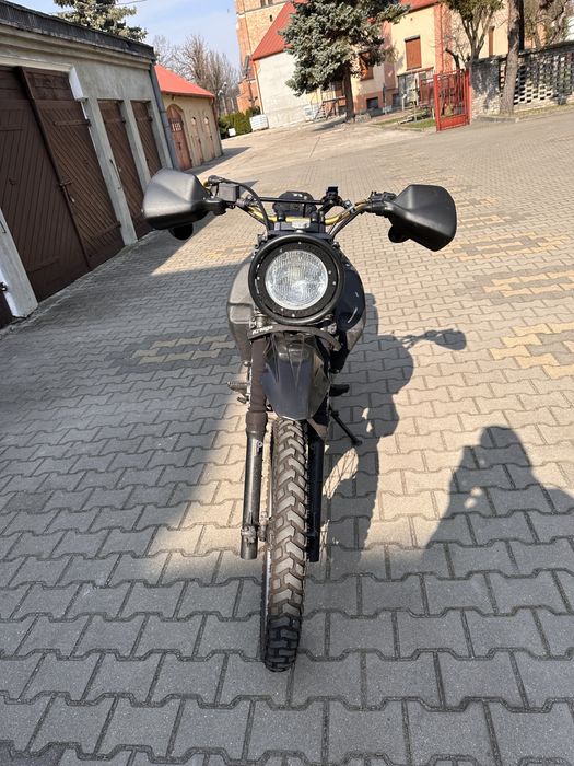 Honda NX650 Dominator 1997
