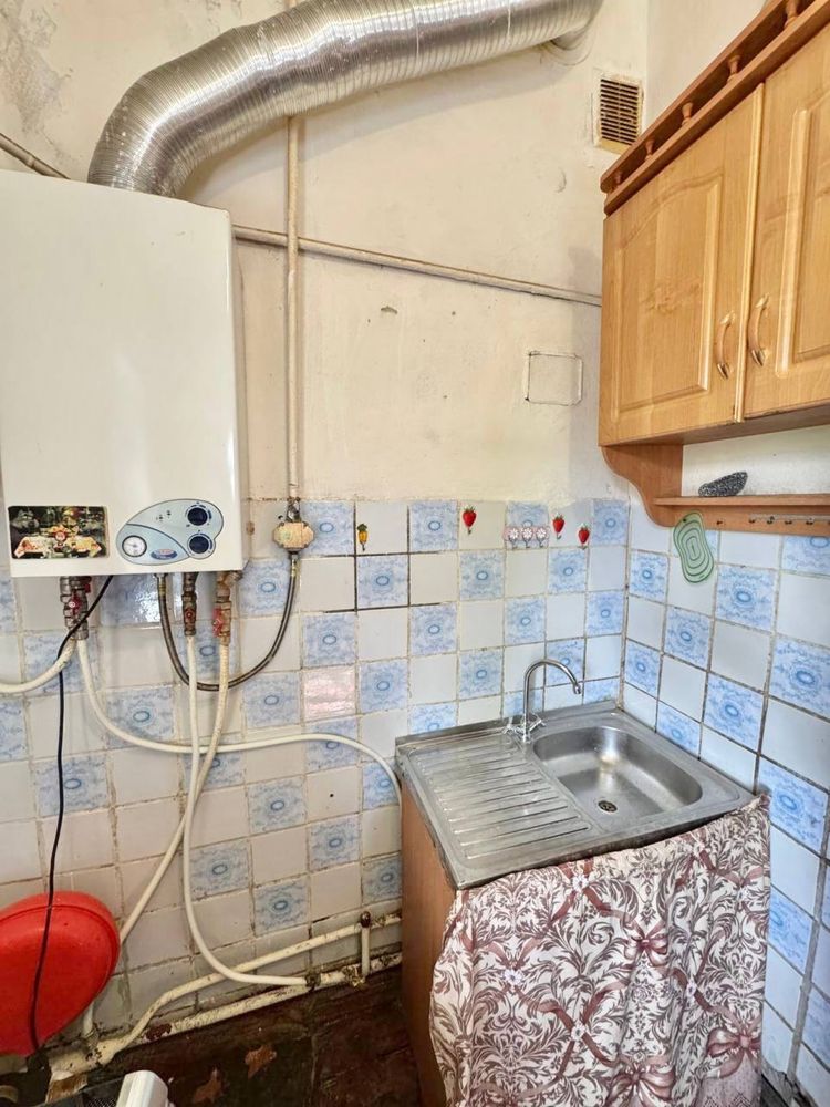Продаж частини будинку з автономним опаленням.Горсад.