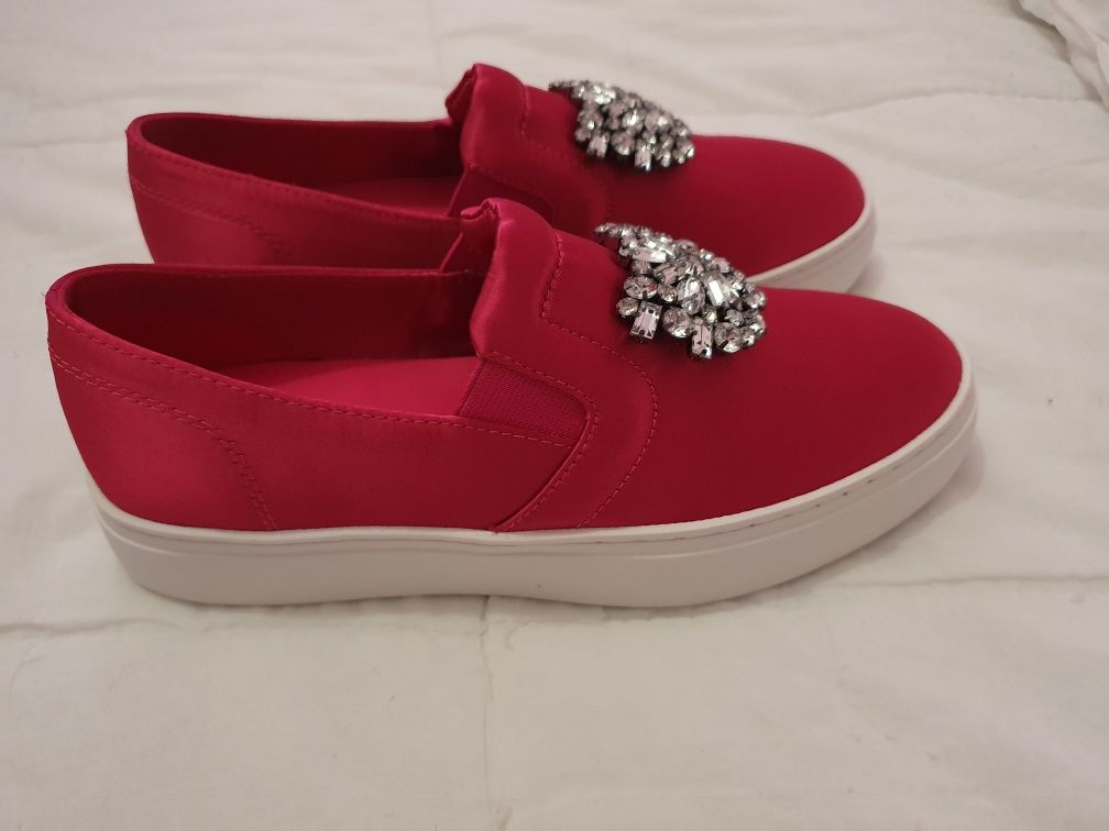 Tênis Zara 37 Slip-On