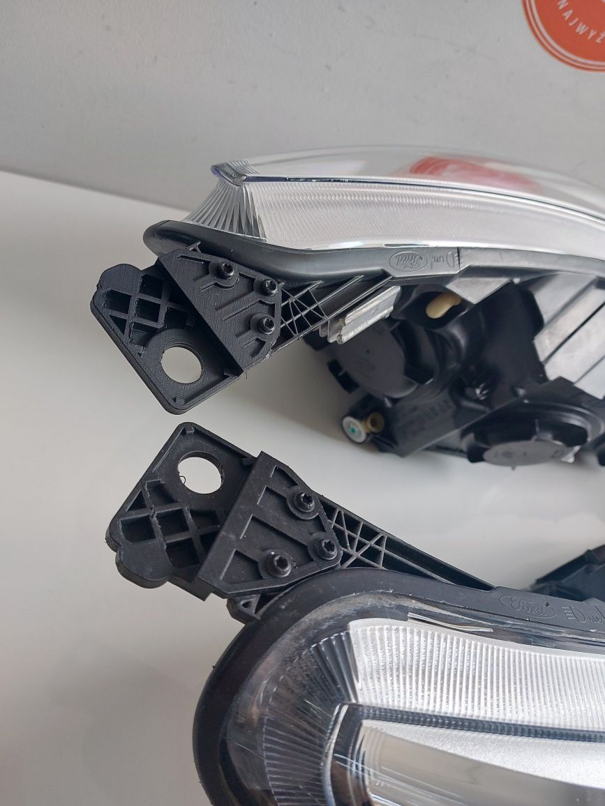 Lampa przednia lewa prawa Ford Focus Mk4 Europa